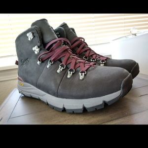 Danner Mountain 600 Waterproof Hikers